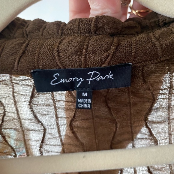 Sheet Brown Top - Picture 6 of 6